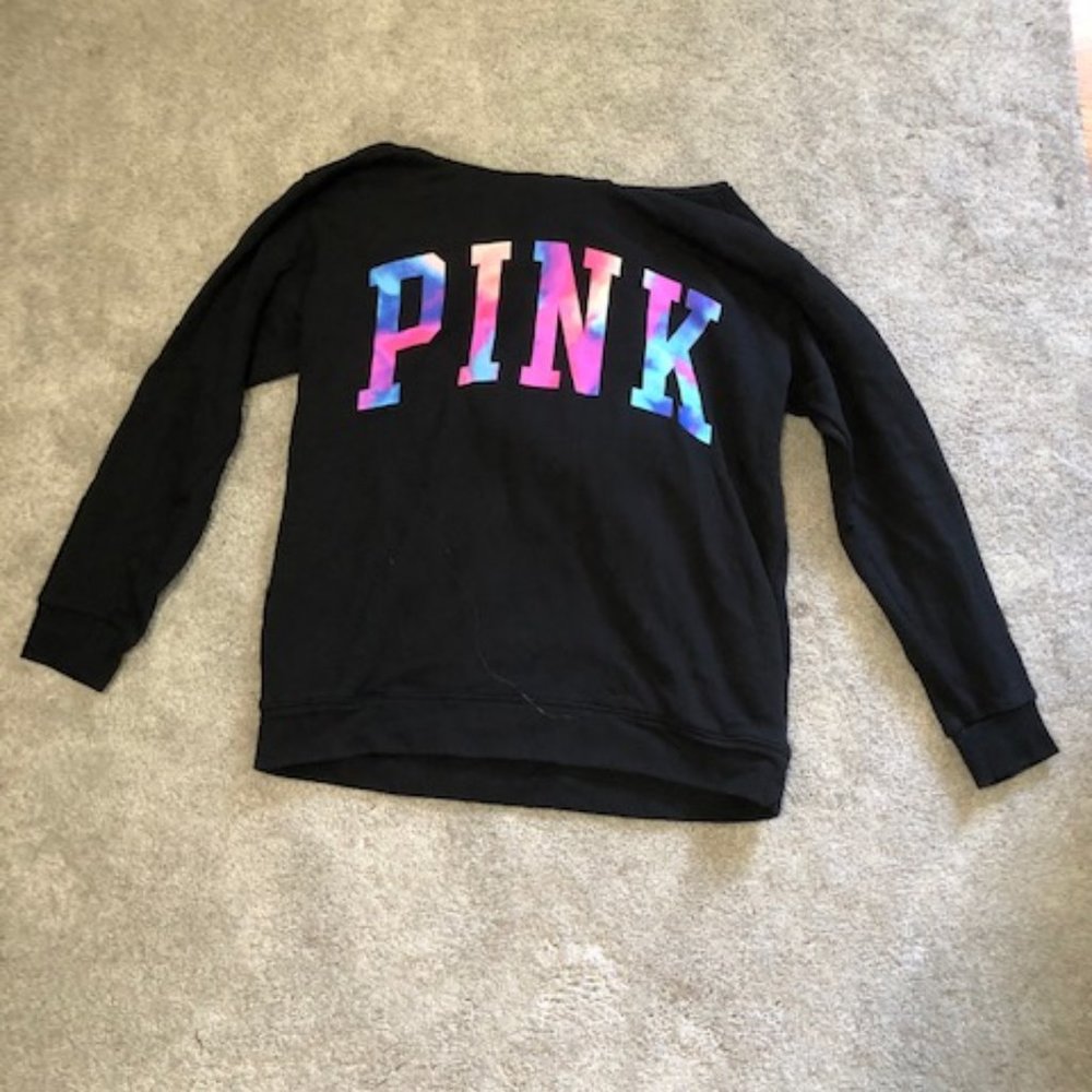 pink sweatshirt